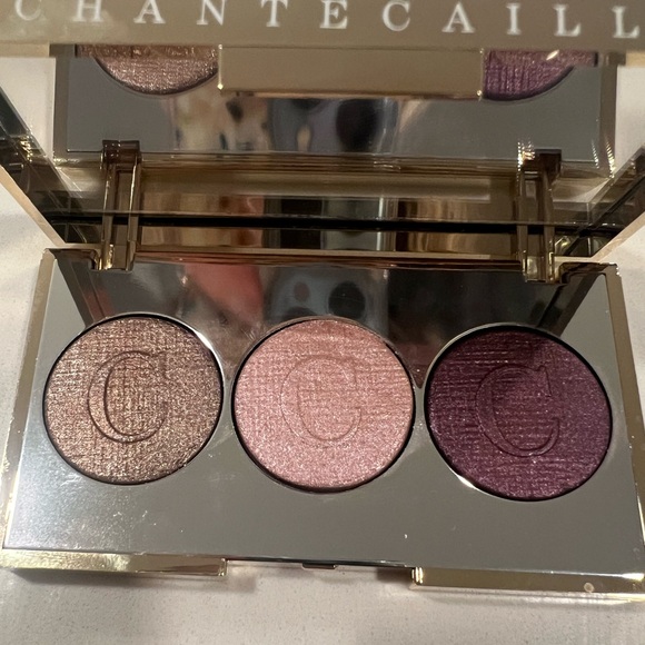 Chantecaille Flamingo eye shadow palette- Dusk - Picture 2 of 3